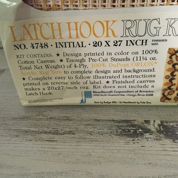 Select Your Own Initial Wonderart Latch Hook Rug Kit 4748 NEW SEALED 20 x 27 - Picture 6 of 7